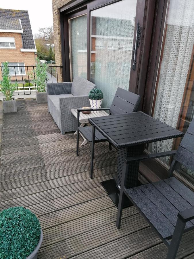 Ferienwohnung Logies Lily Oudenburg Exterior foto