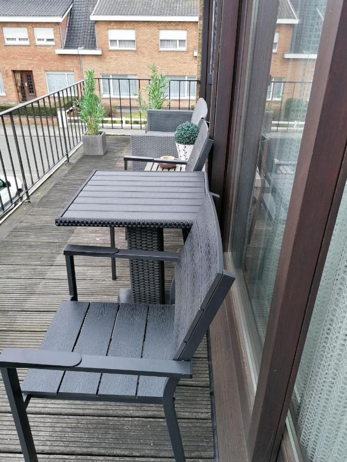 Ferienwohnung Logies Lily Oudenburg Exterior foto
