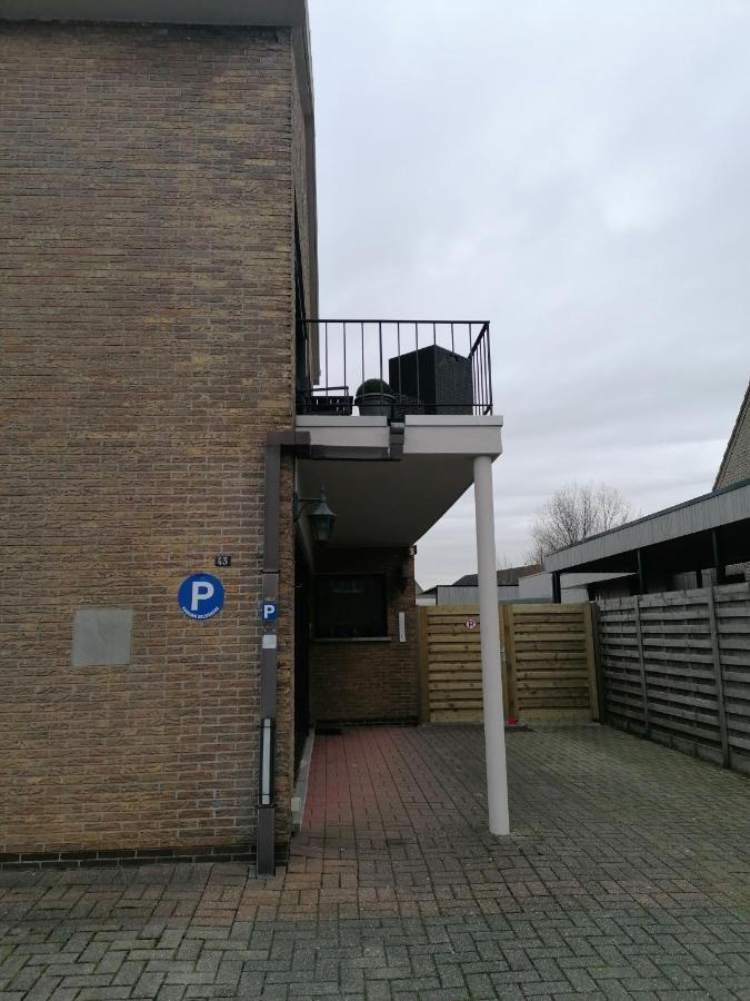 Ferienwohnung Logies Lily Oudenburg Exterior foto