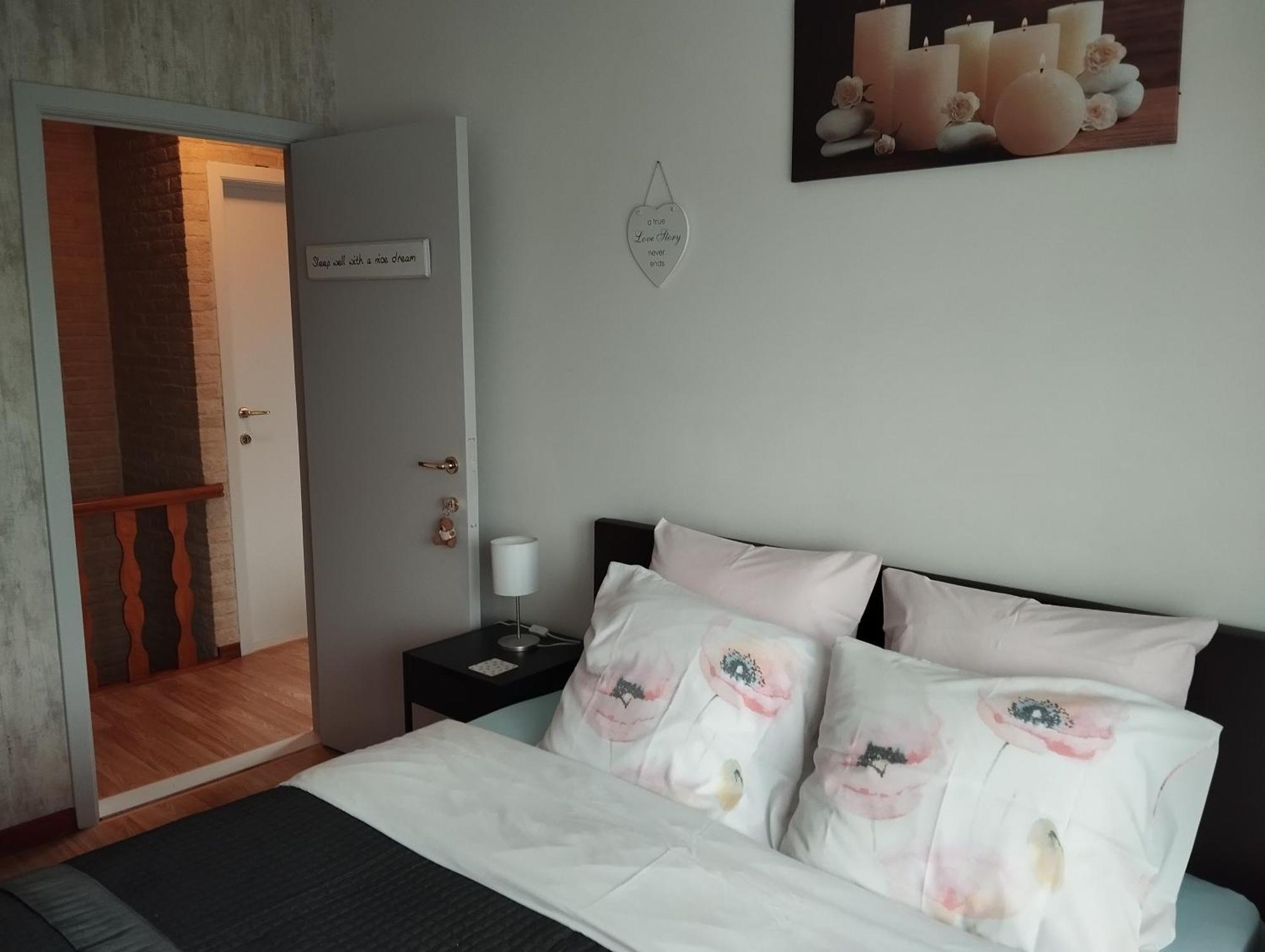 Ferienwohnung Logies Lily Oudenburg Exterior foto
